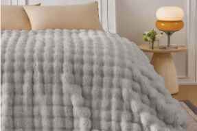 Merinos Angora Kürk Bubble Tavşan Tüyü Battaniye 220X240 Kutulu Gri - Merinos