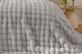 Merinos Angora Kürk Bubble Tavşan Tüyü Battaniye 220X240 Kutulu Gri - 2