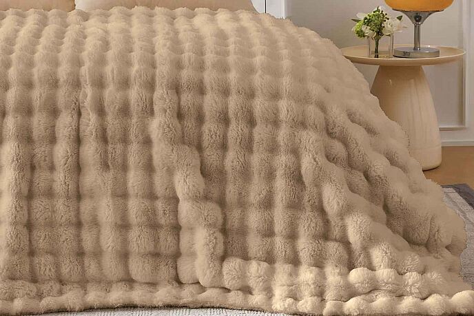 Merinos Angora Kürk Bubble Tavşan Tüyü Battaniye 220X240 Kutulu K.Bej - 2